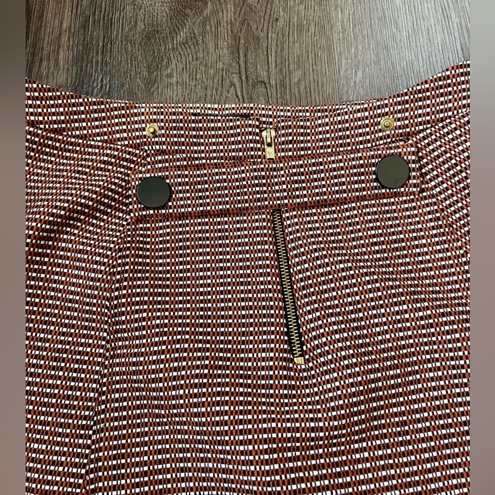 Topshop Black, White & Rust Printed Skirt – Size 8 - Picture 7 of 12